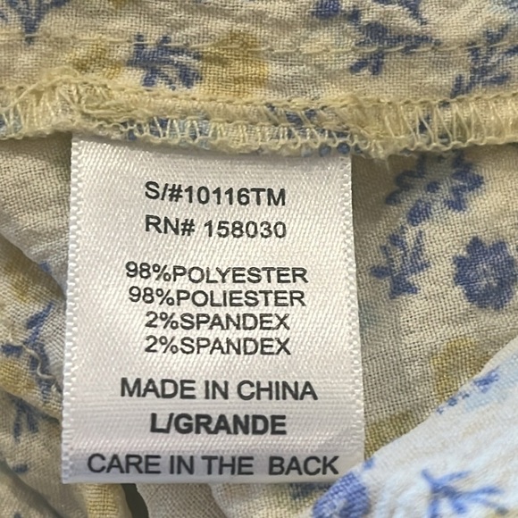 Love Tree Tie Front Floral Crop Top Size Large - Picture 6 of 7